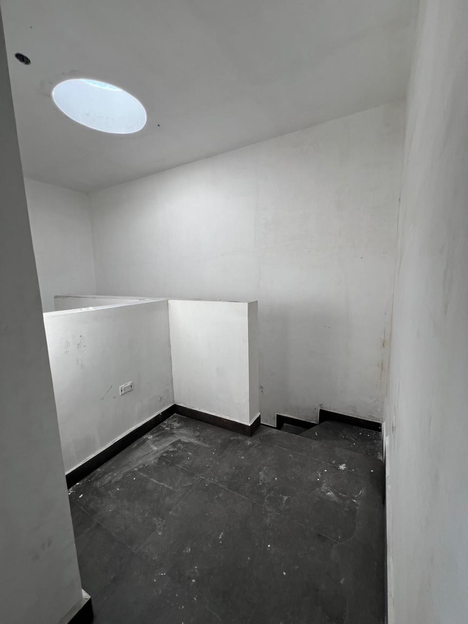 5ccb6f1d-5b6a-406f-90a4-84a199d4fdb0