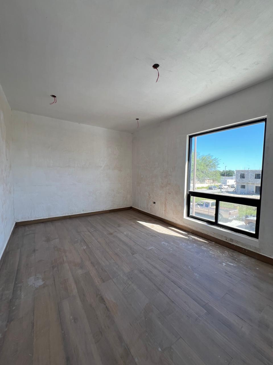 611c85a0-1e8a-48e7-b7f5-130a3ea50536