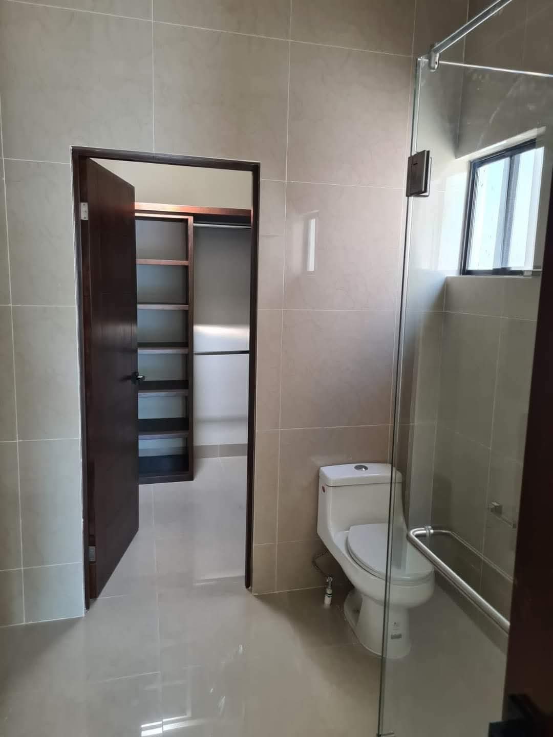 1fb354d5-4645-40f6-9cee-c890cf245c96