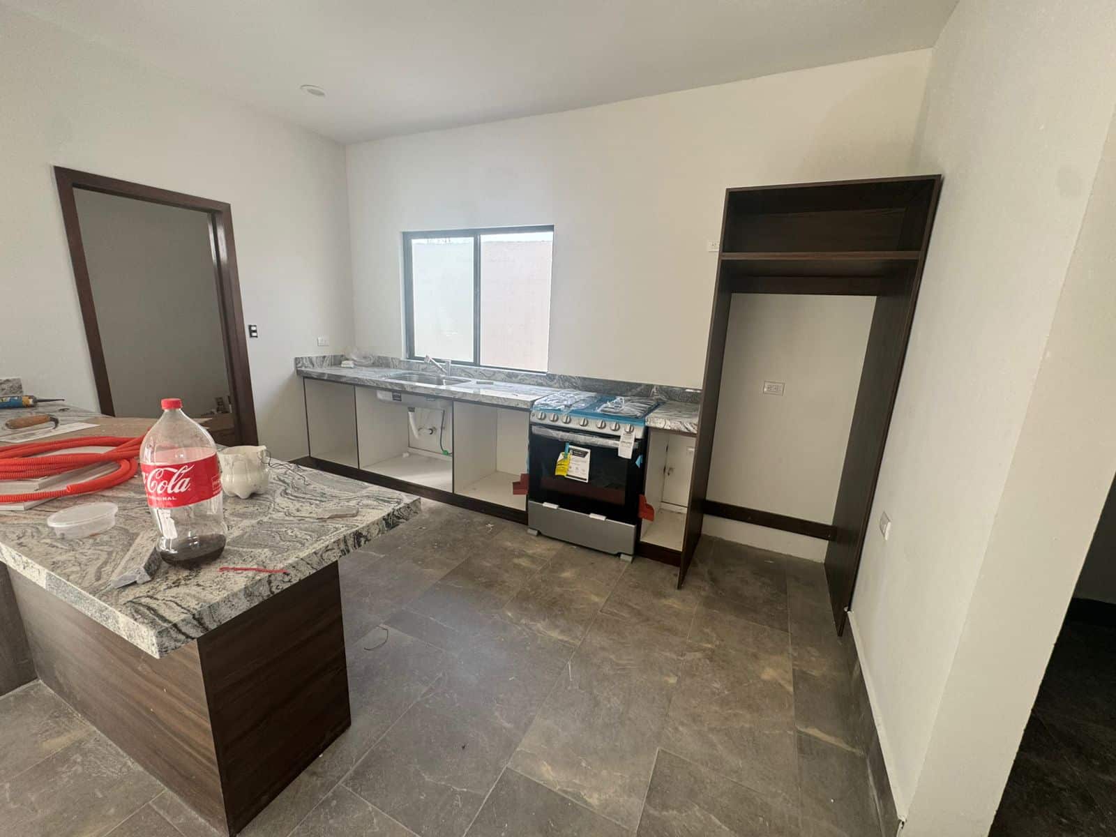 2c5b6542-f68c-4258-862f-27bddeb8784f