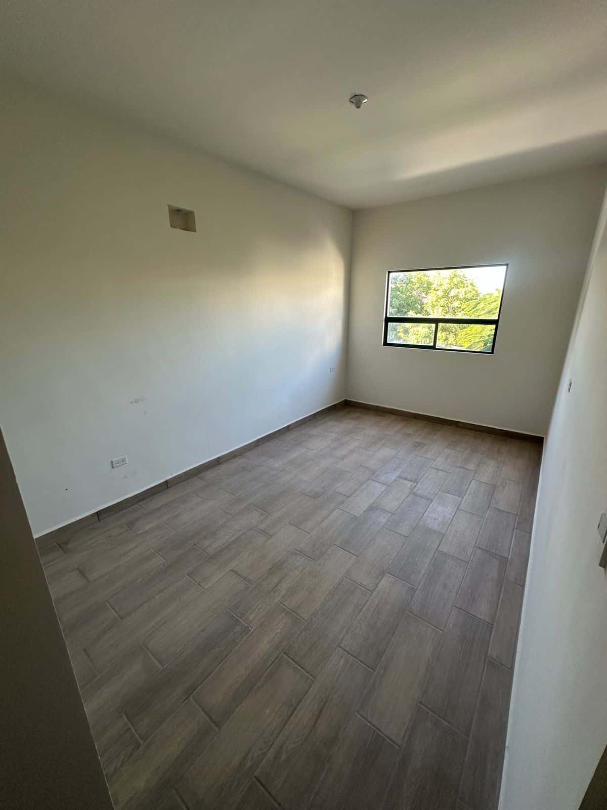 8901f2f7-45c0-4ec9-b4f0-7fca81a184d0 (1)