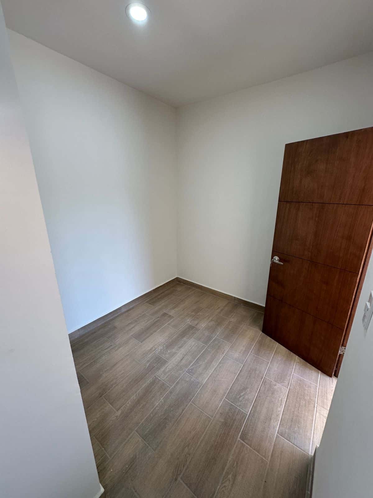 92381446-d524-4082-b9f0-304373c40f51