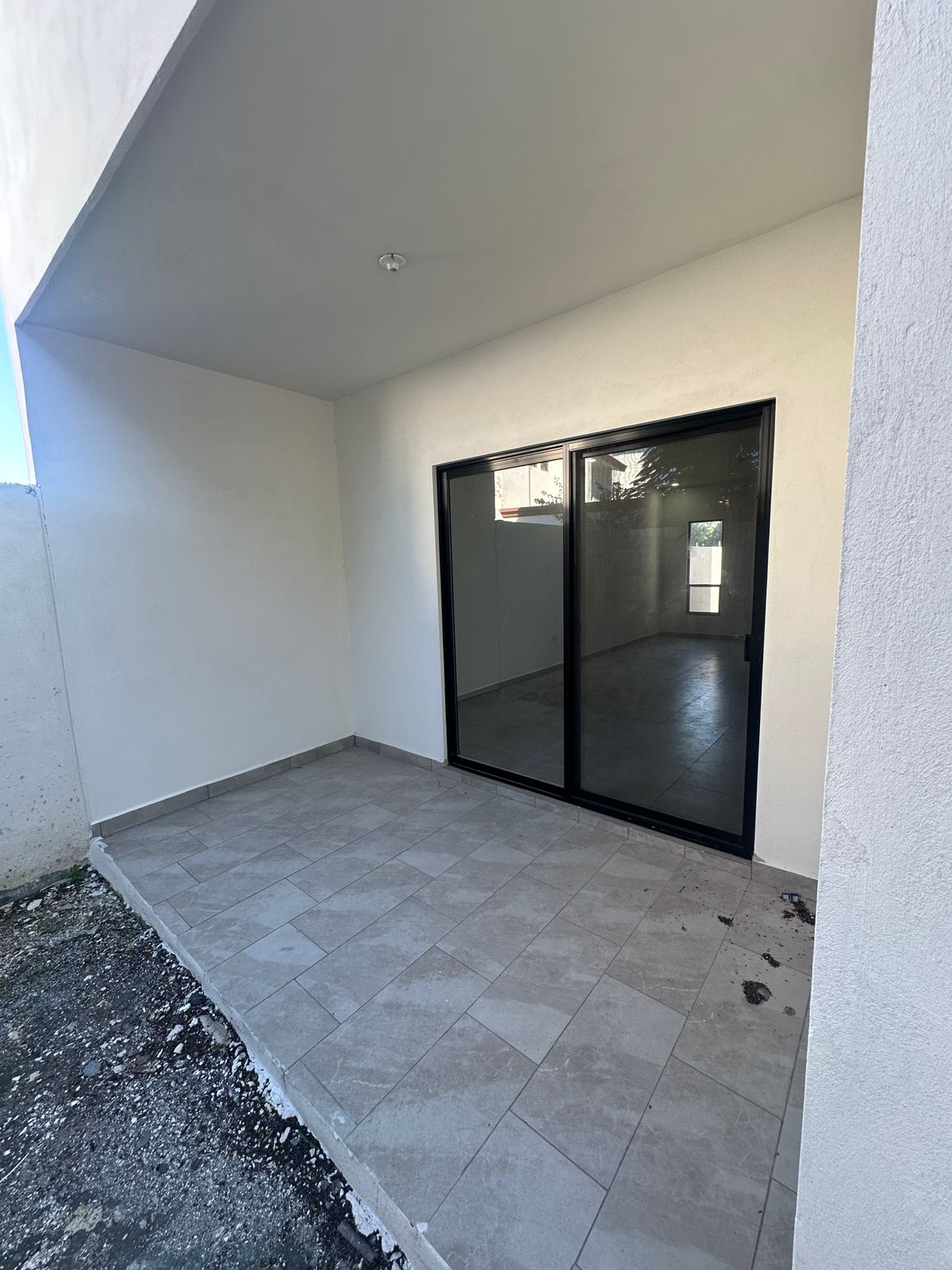 ba8c4009-7917-4605-b535-161c66423807