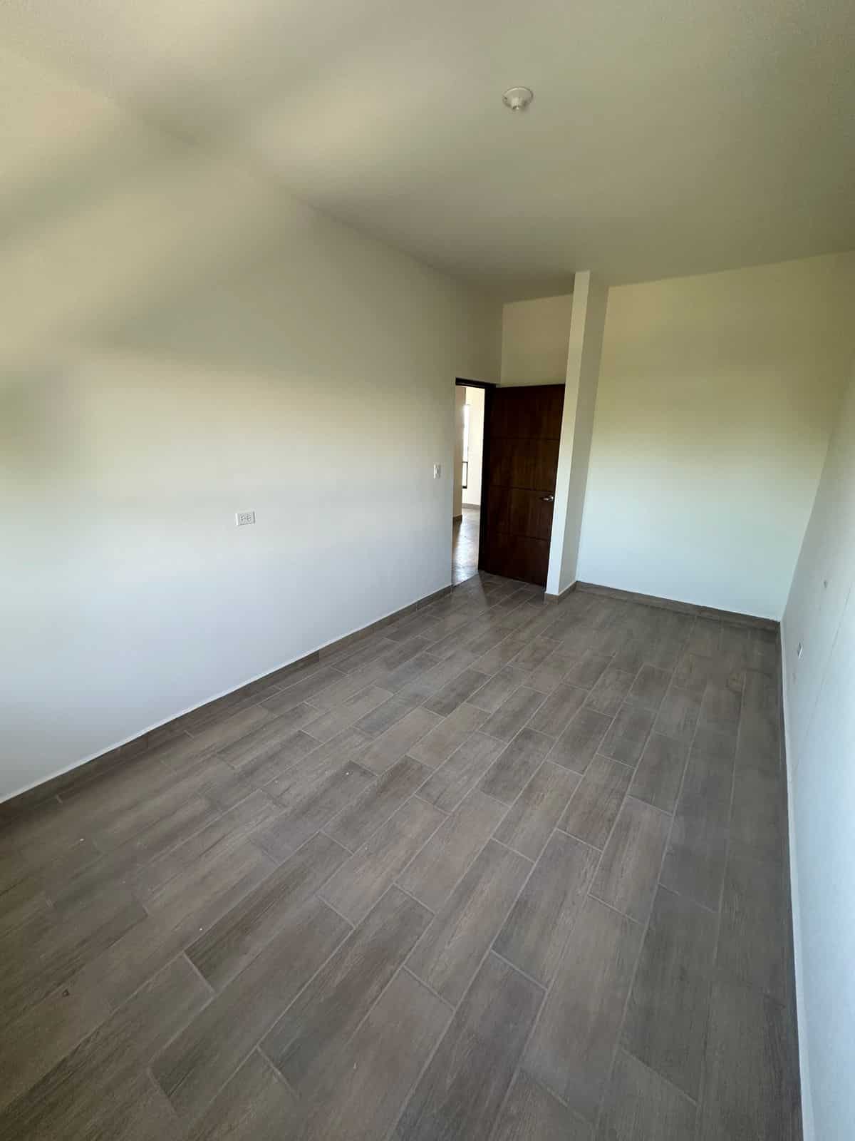 faa6e120-9d87-4ffa-8d91-ca3d7f00fcf6