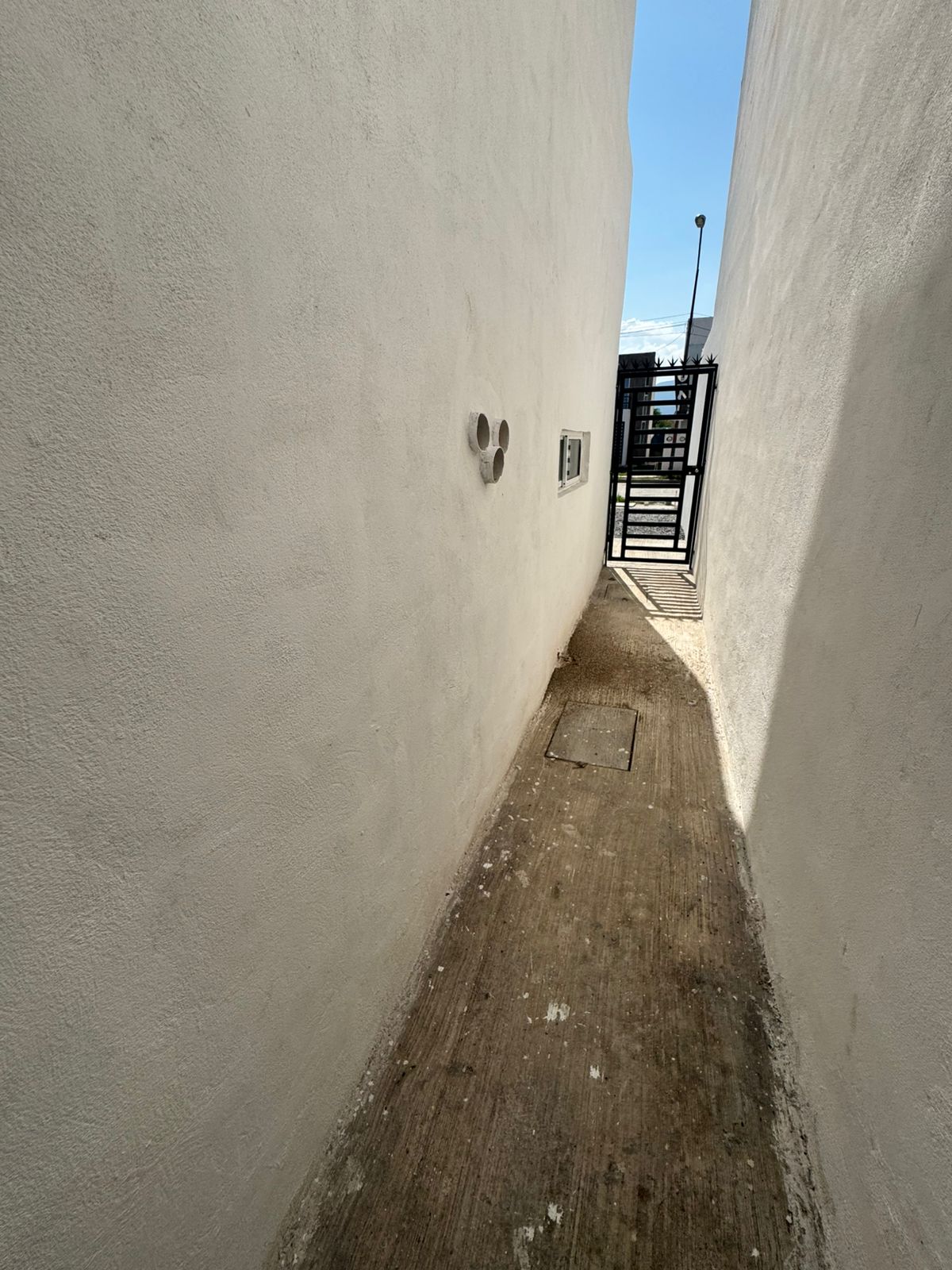 249f02b7-6b5d-4d24-9a85-63bd7748e3a5