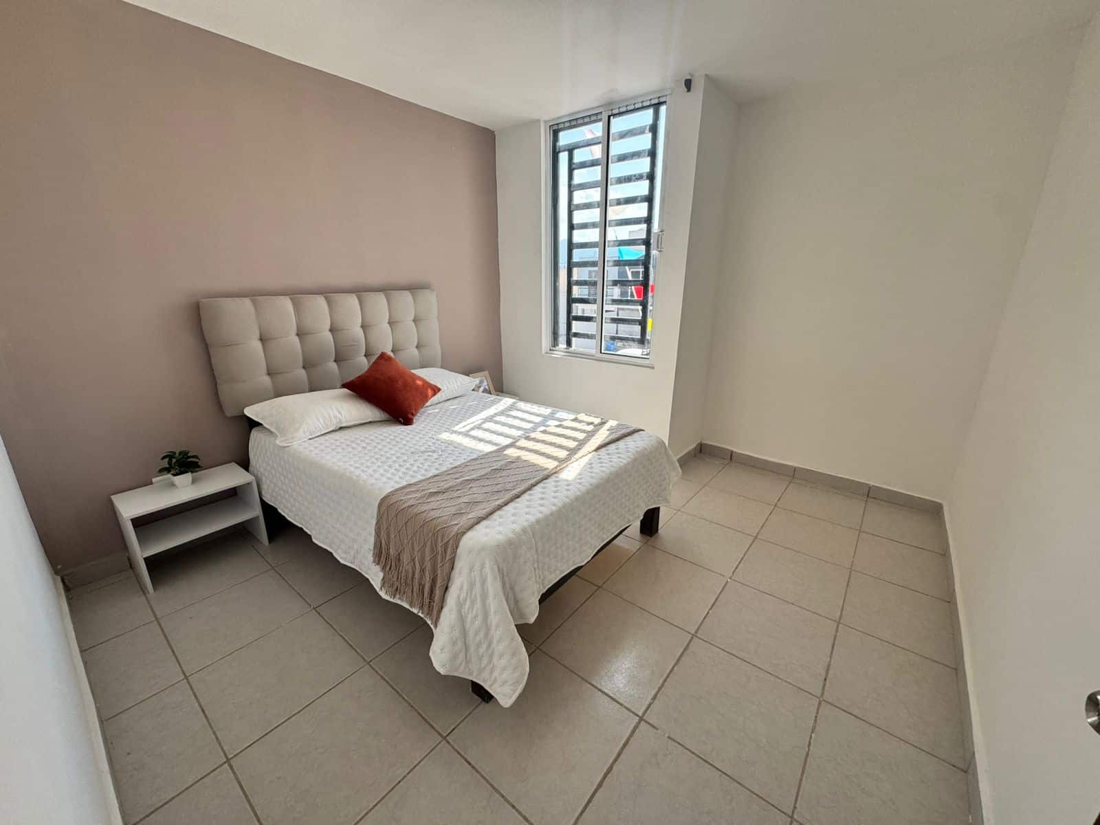 a29af60f-b0b7-4cff-b3d5-be50549c33a9