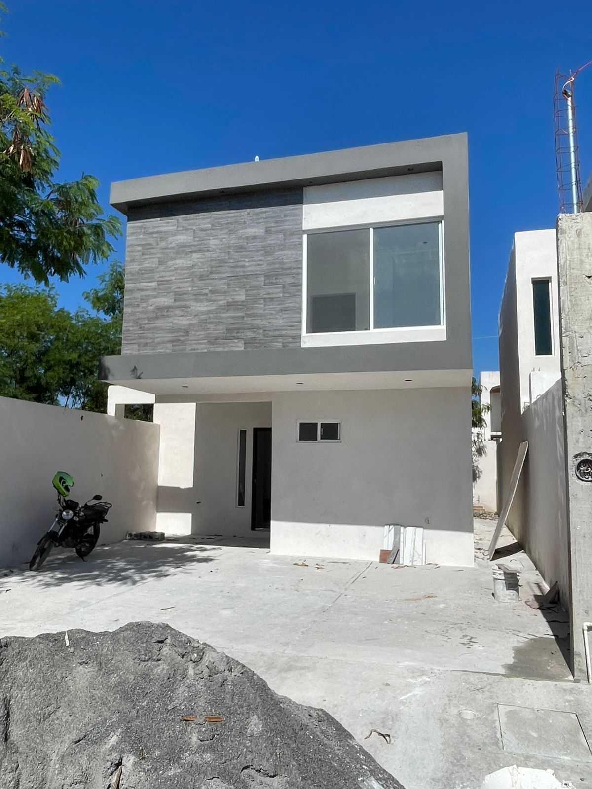 c2f66eb0-bb98-4c59-8bc7-a69807089588