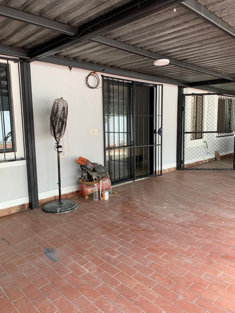 c4eca327-b28f-42d4-87d5-9a7064c16650