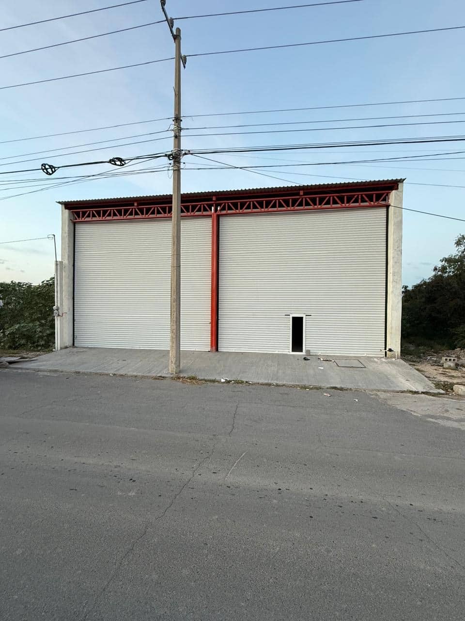 f9b40943-8093-4c40-a1e5-b9c5bfcc1ee4